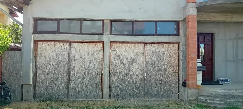 Se inchiriaza in Oradea,Garaj dublu,pentru un depozit