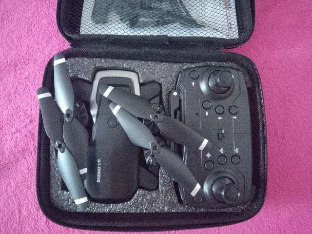 Drona pliabila cu camera video