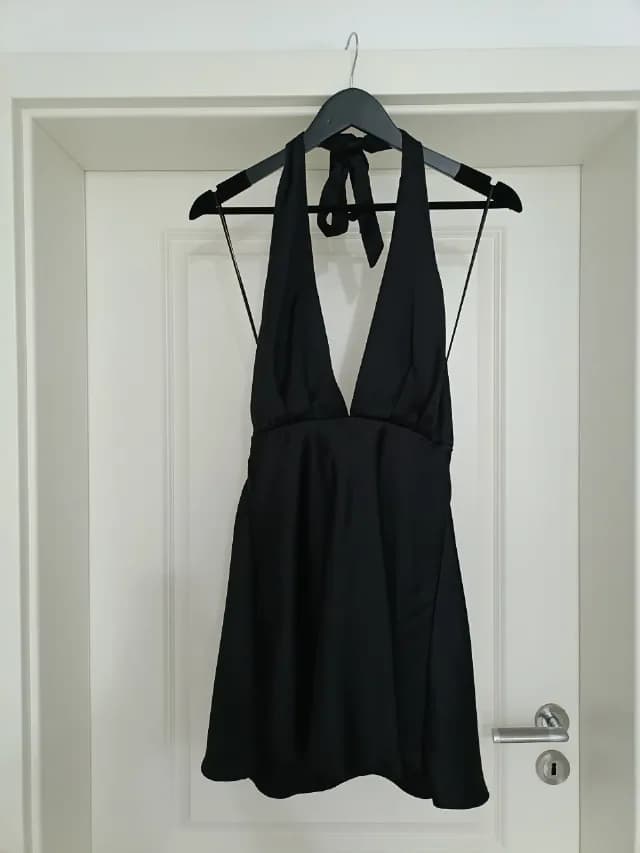 rochie mini cu decolteu adânc Zara