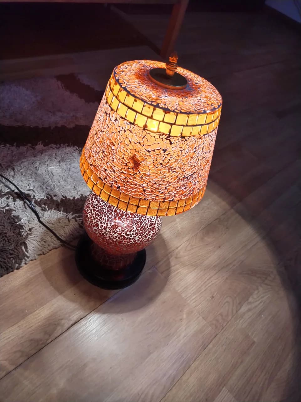 Veioza stil oriental cu mozaic din sticla
