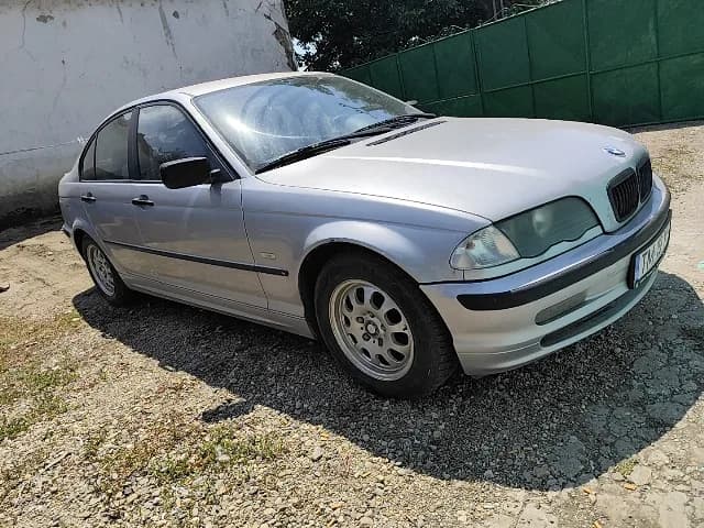 Bmw e 46 . 1.9 benzina , înmatriculat , funcțional