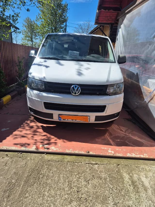 Vând vw t5 transporter autoutilitara