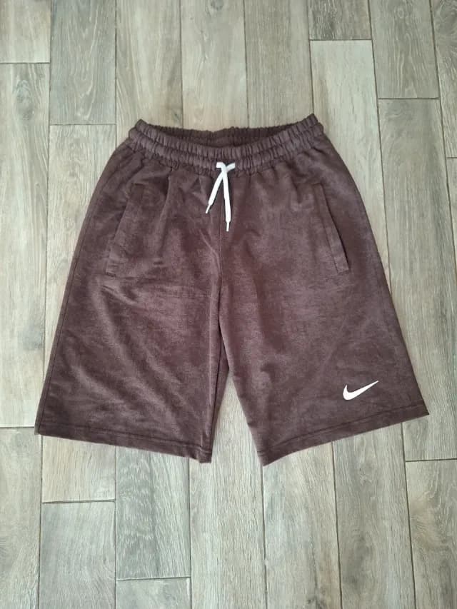 Pantaloni scurti Nike S