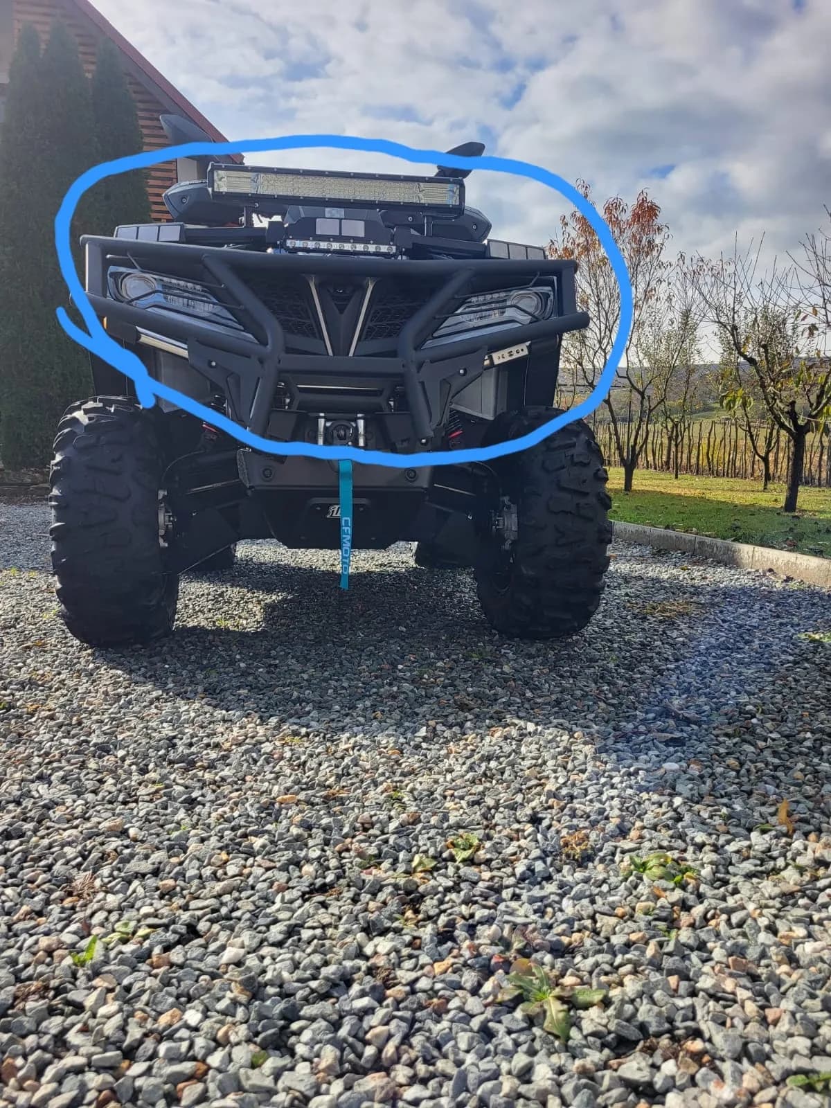 Bulbar echipat cu led bar