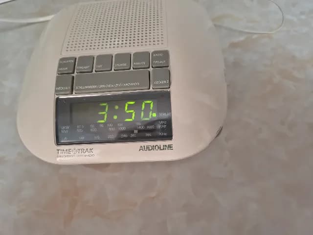 Vintage anii 90 Radio cu ceas vorbitor, retro, model Audioline CLR-1j
