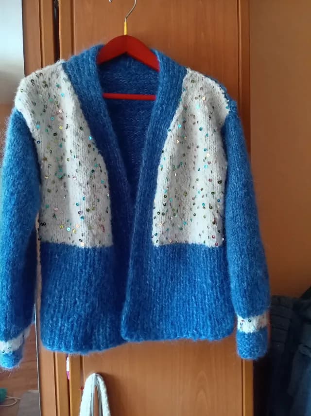 Cardigan tricotat din mohair și paiete colorate, mărimea M