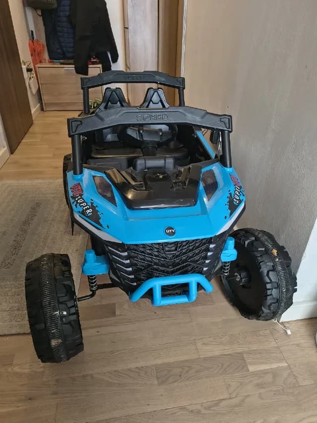 Mașinuță electrica copii
