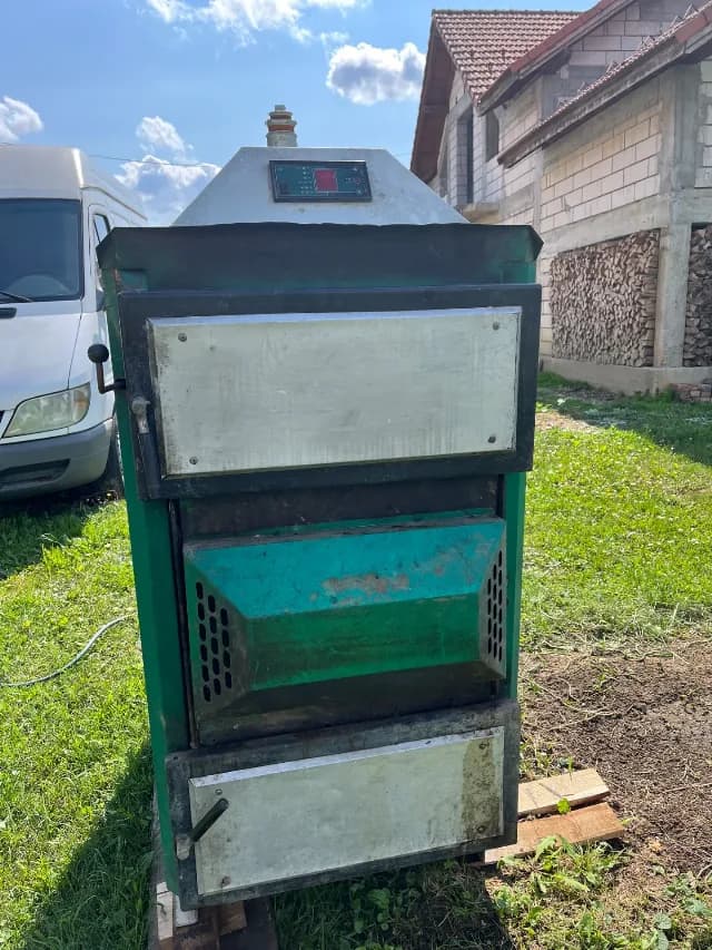 Centrală termică pe lemne