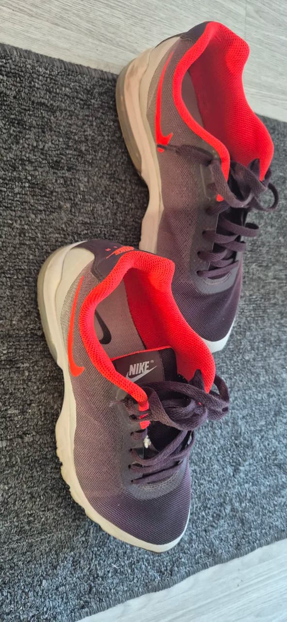 Nike airmax mov 42
