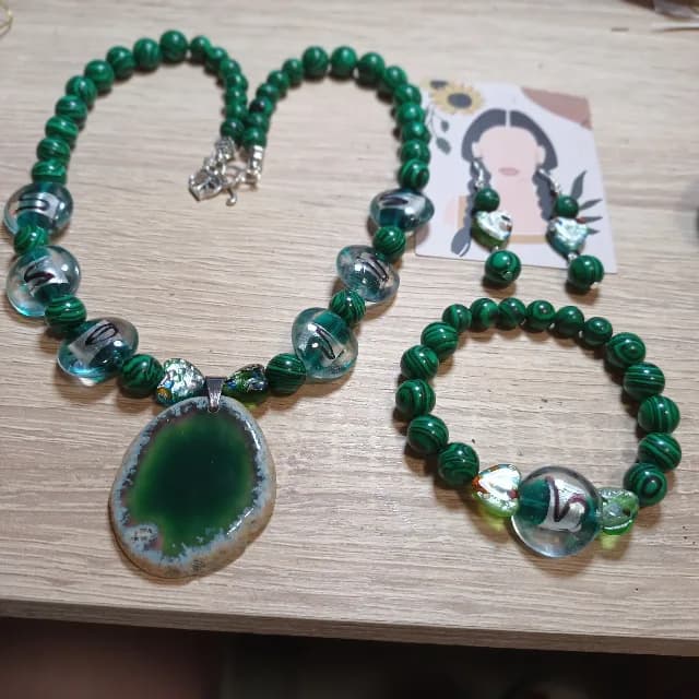 Set colier si bratara  sticla de Murani, sodalit si felie de agat