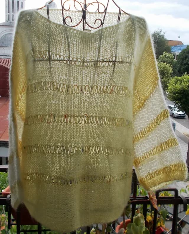 Pulover tricotat manual - Drops kid silk - Galben/Alb - masura XL
