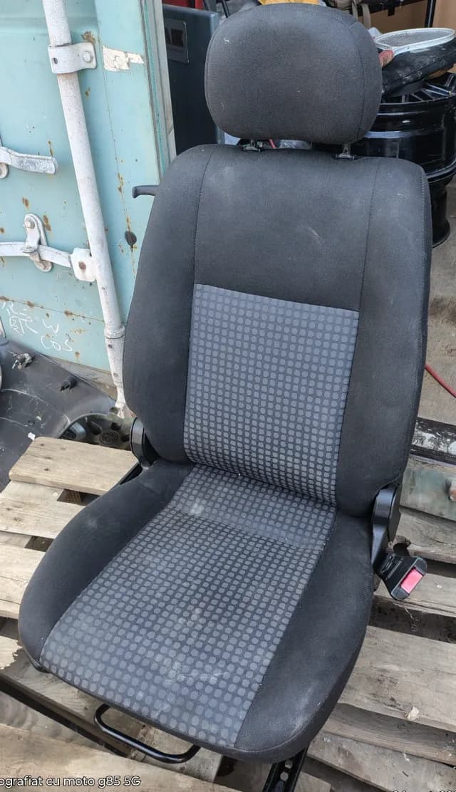 Scaun dreapta fata Opel Zafira (1998-2005 )