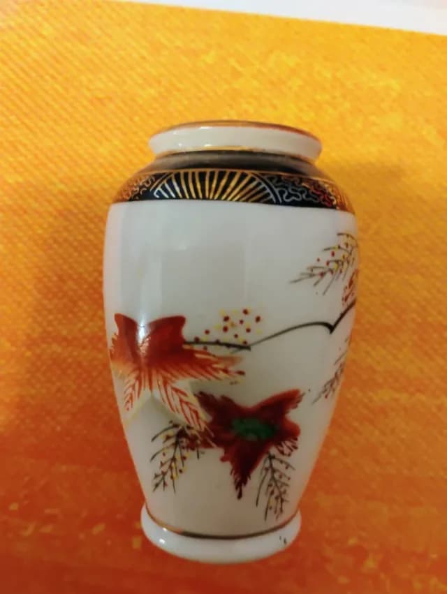 Mini Vază Vintage Porțelan Japonez Autentic / Nihon Tokusei Pictată Manual