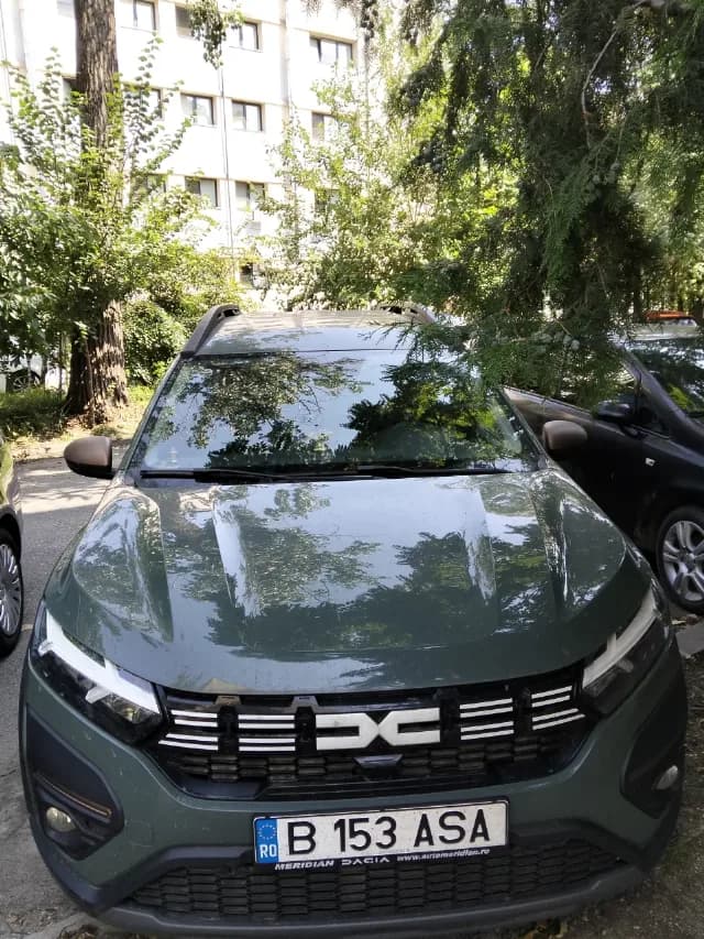 Dacia Jogger Extreme Plus | 7 Locuri | ECO-G (Benzină + GPL) | 23.000 km | Garanție
