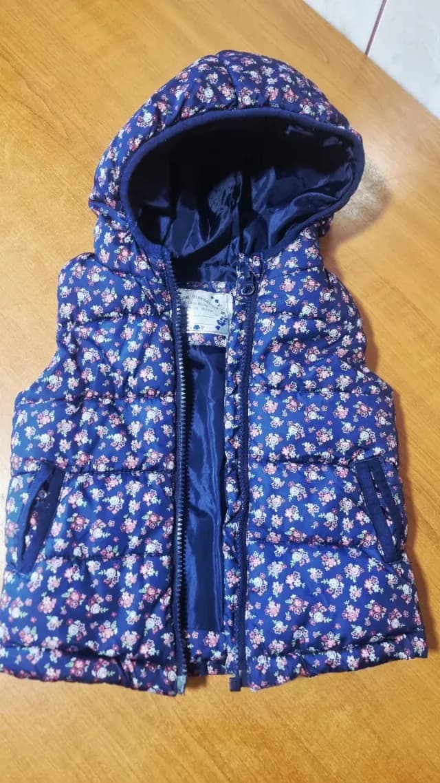 Vesta fetita marime 80 - impecabila