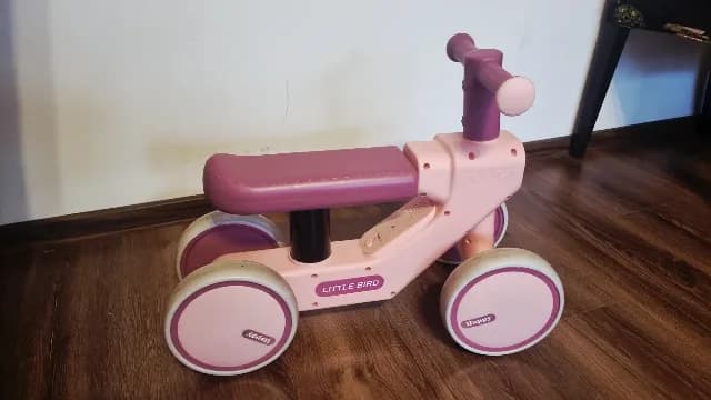 BIcicleta cu lumini si muzica