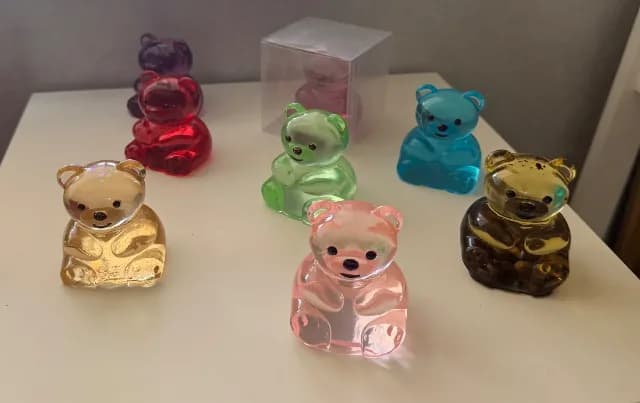 Mărturii, cadouri și decorațiuni create pentru momentele care merită păstrate pentru totdeauna. ✨  Tu ce ai transforma într-o amintire? 💭