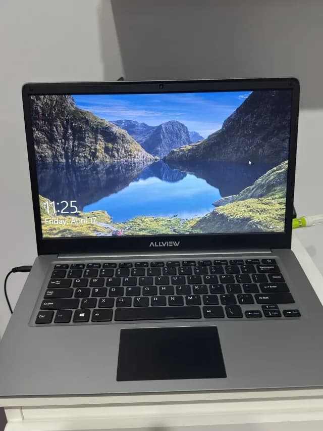 Laptop Allview Allbook L. Detalii in anunt