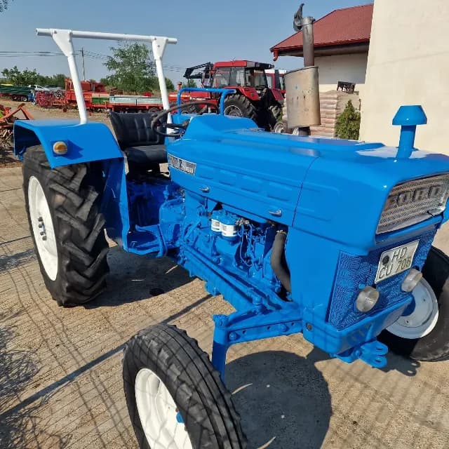 Tractor Ford 2000