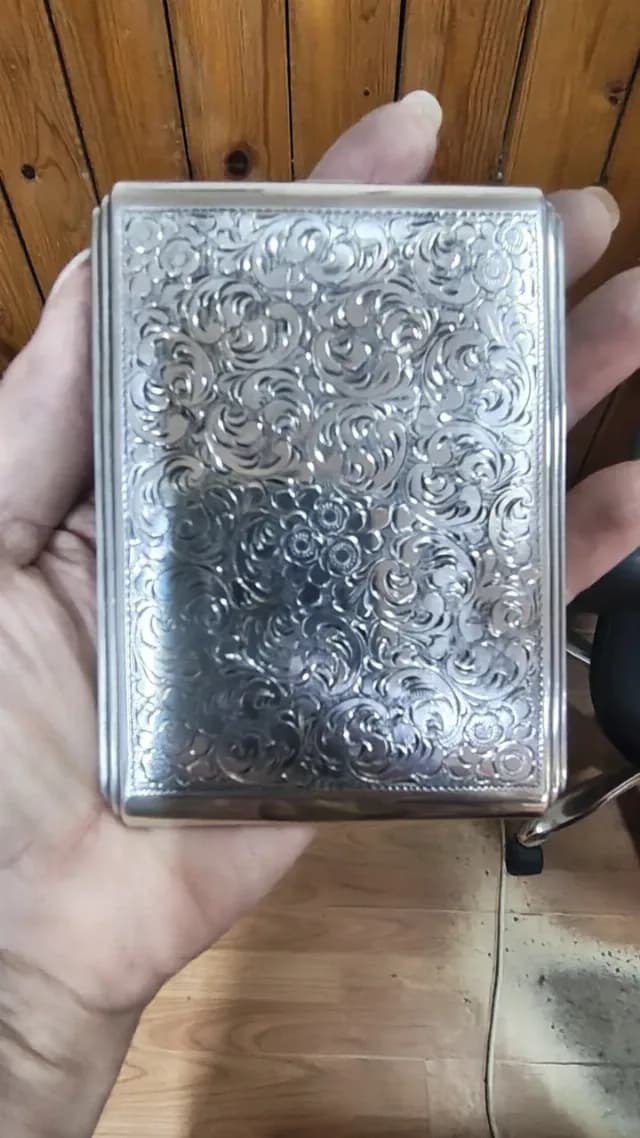 Tabacheră din argint
