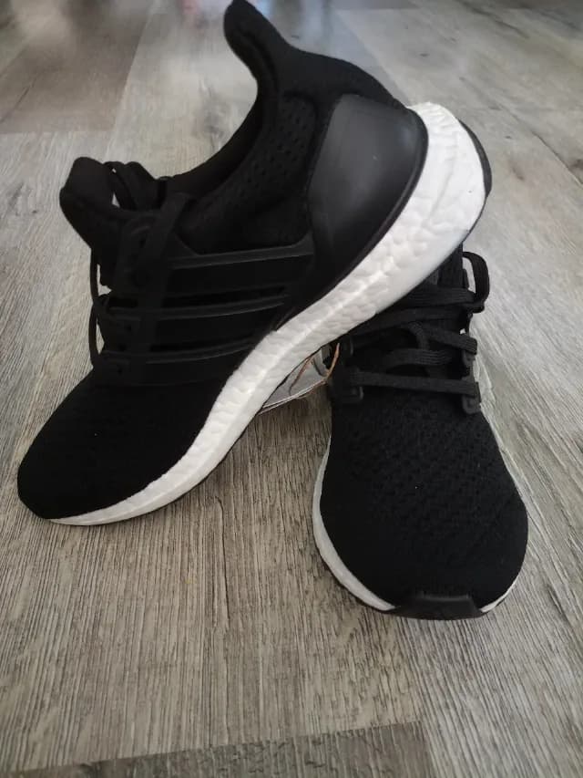 adidas ultraboost 1.0 W, noi cu eticheta