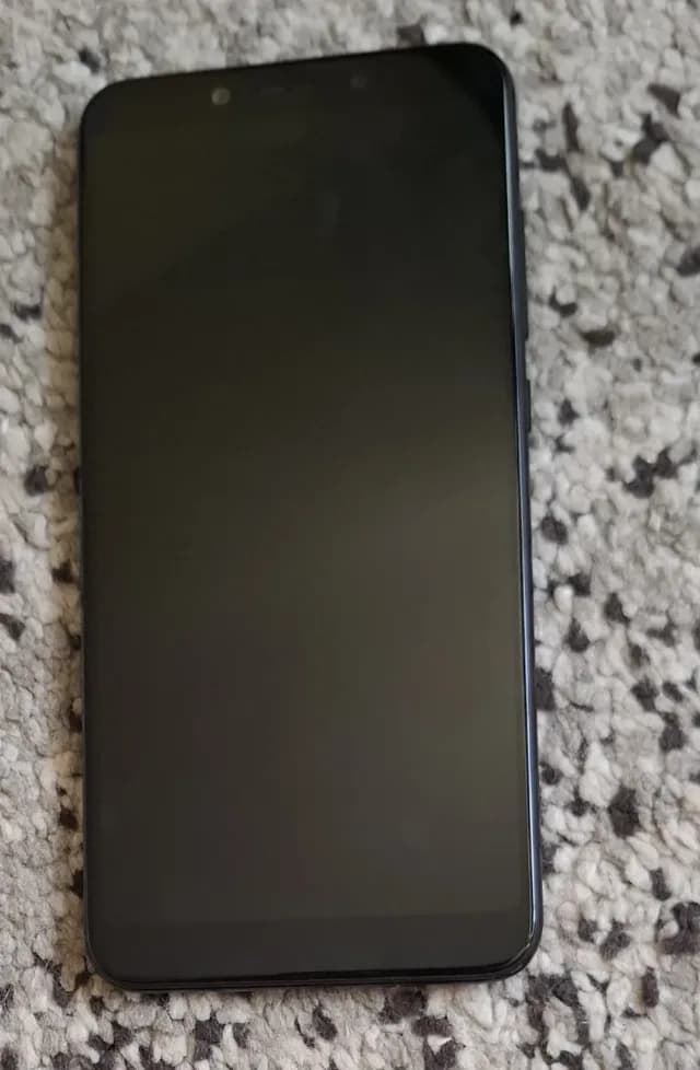 Vând Samsung Galaxy S6 și MI A2