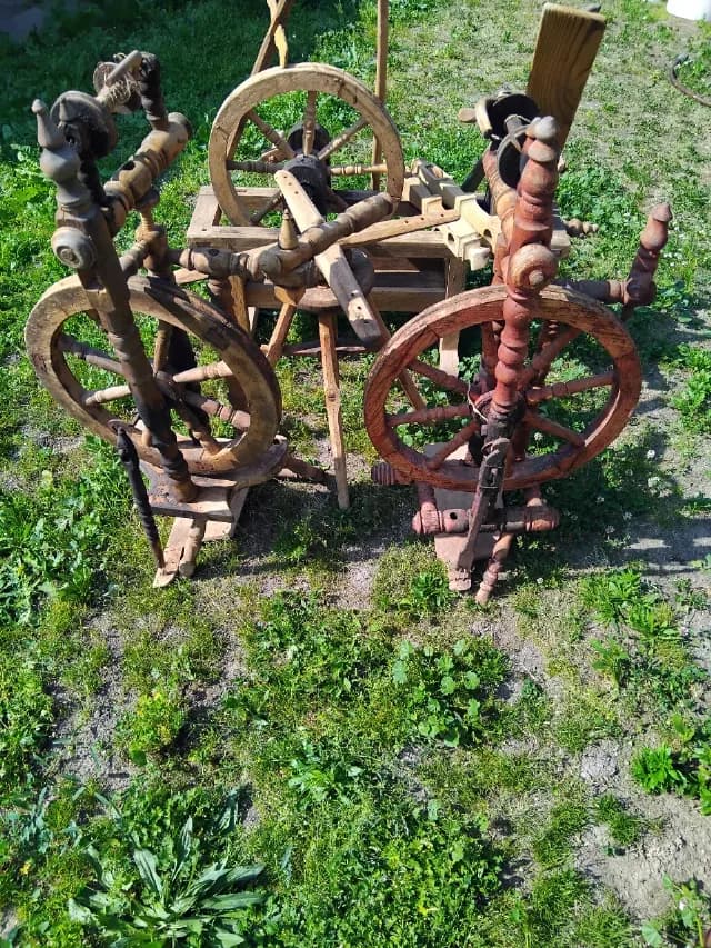 Torcătoare pentru decorațiuni rustice. Nu sunt recondiționate și pot fi chiar folosite,  fiind complete. i