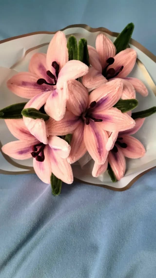 Buchet de flori handmade sârmă plușată