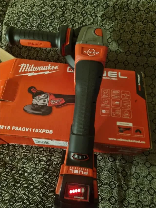 flex milwakee cu viteze nou 2026