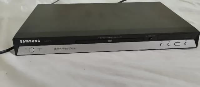 Vînd DVD player Samsung