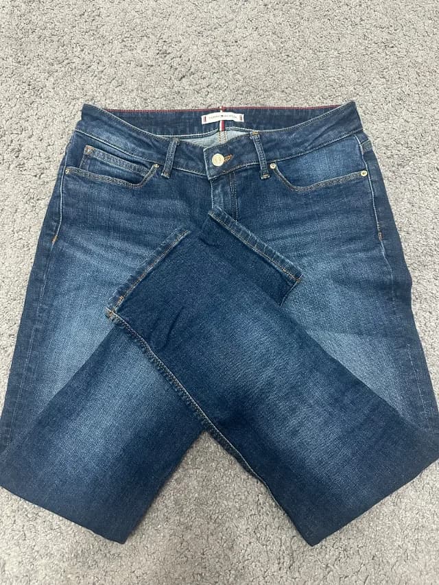 Blugi Tommy Hilfiger
