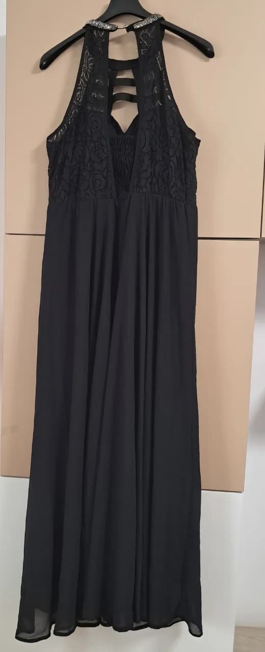 Vand rochie de ocazie neagra