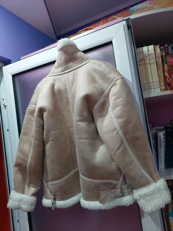 Jachetă cu blană sintetică Sinsay