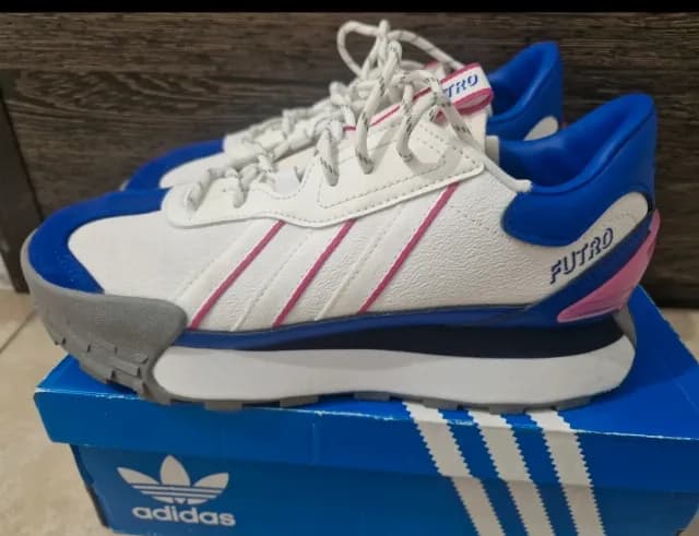 Adidasi adidas sport/toamna