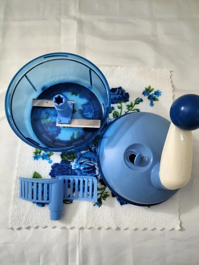 Robot de bucătărie manual Tupperware Quick Chef