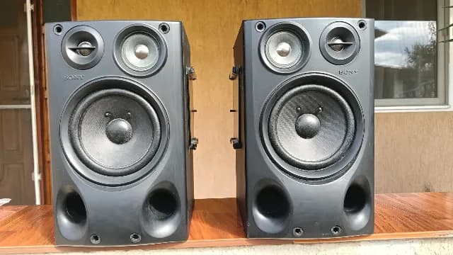 Boxe vintage Sony de 80 W pe 6 ohmi