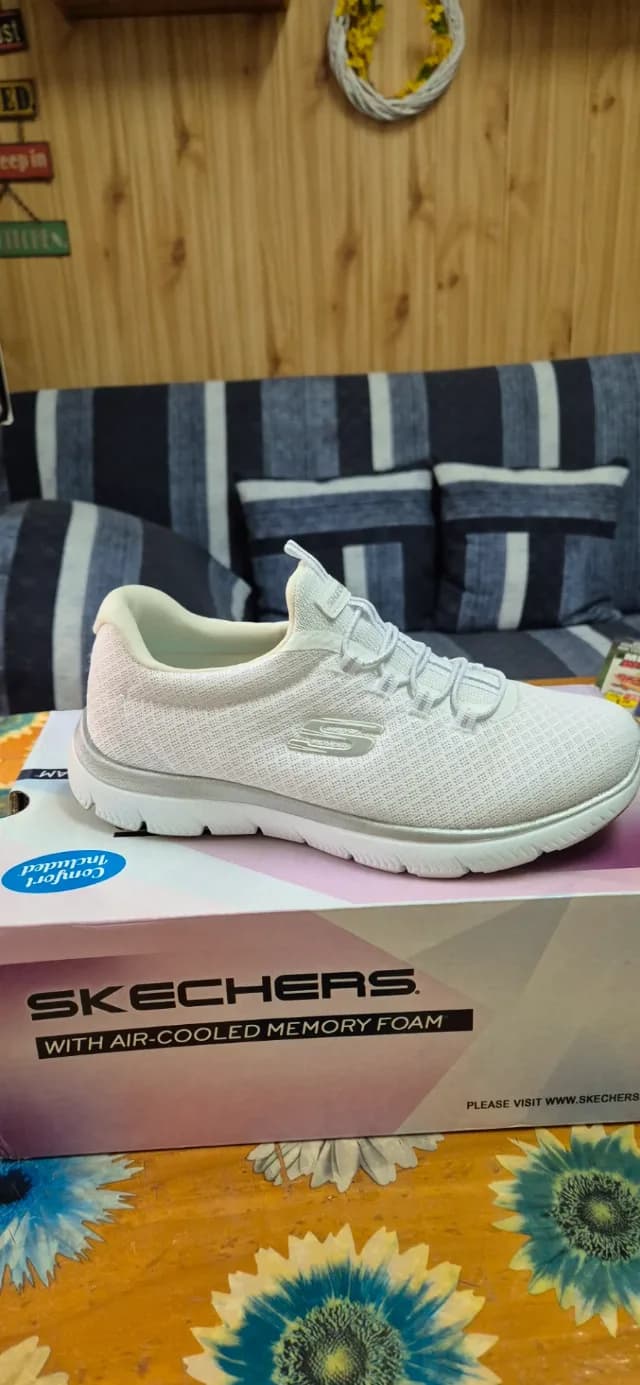 Skechersi summits mas.36