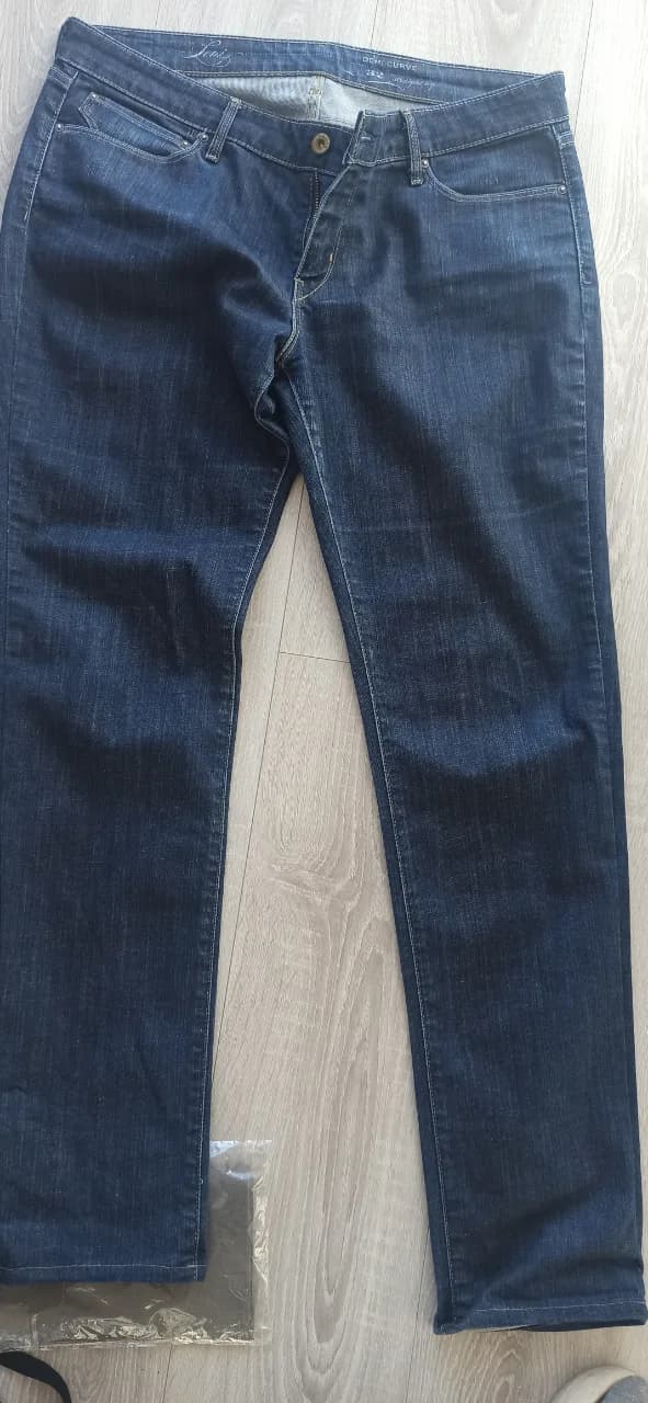 Blugi Levis mărime 32x34