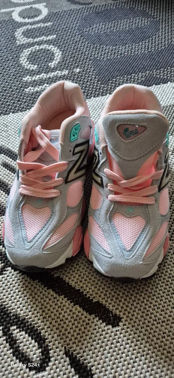 pantofi sport noi