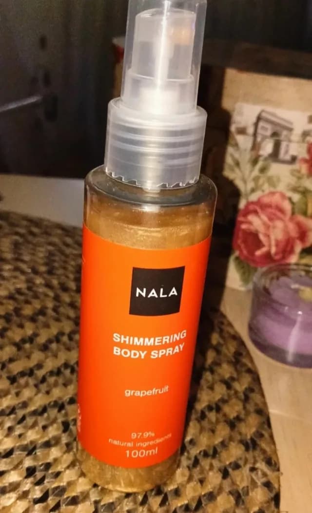 Spray de corp strălucitor NALA Grapefruit 100ml