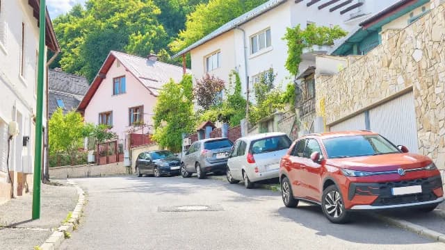 Brasov - Racadau, casa libera la vanzare.