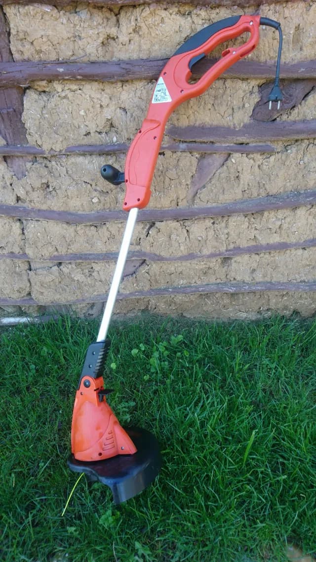 Trimer gazon UNIROPA RTD25DA