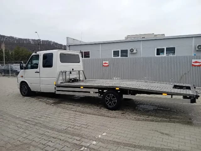 Vand/schimb autoplatforma tractari Vw Lt