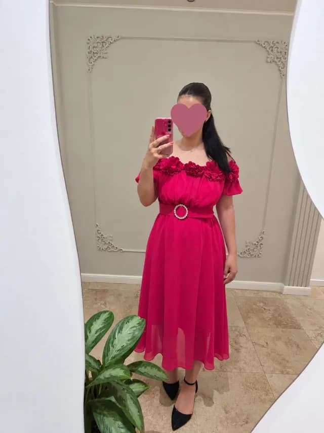 Rochie Roz Elegantă.