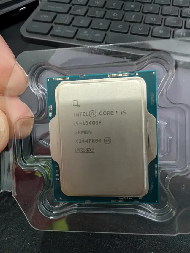 Procesor Intel i5 13400F