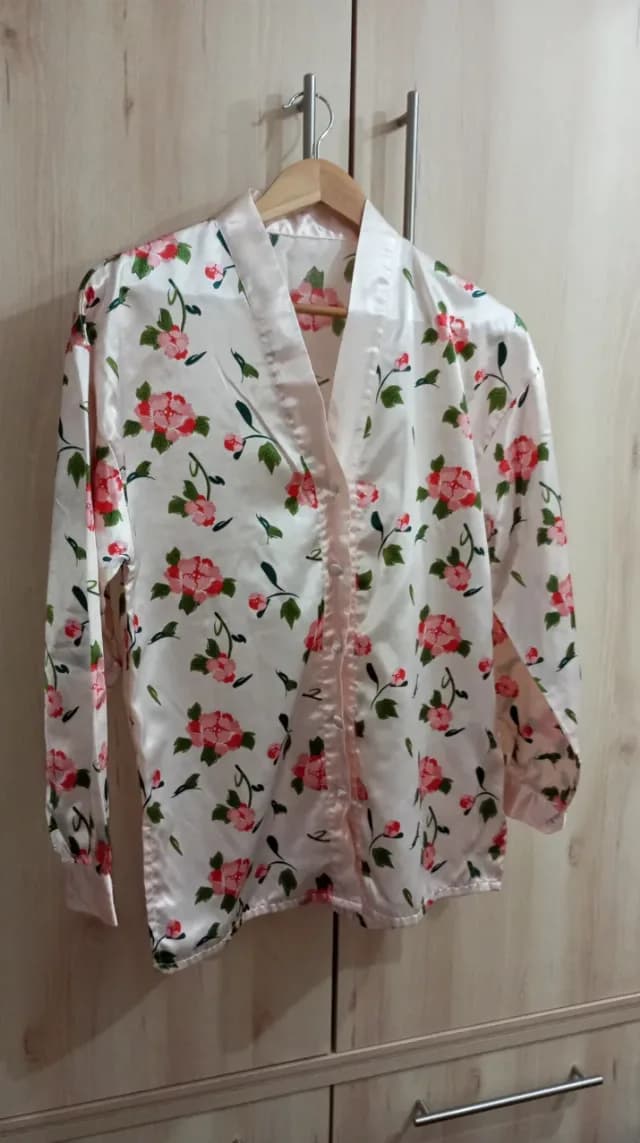 Bluză pijama pentru femei.