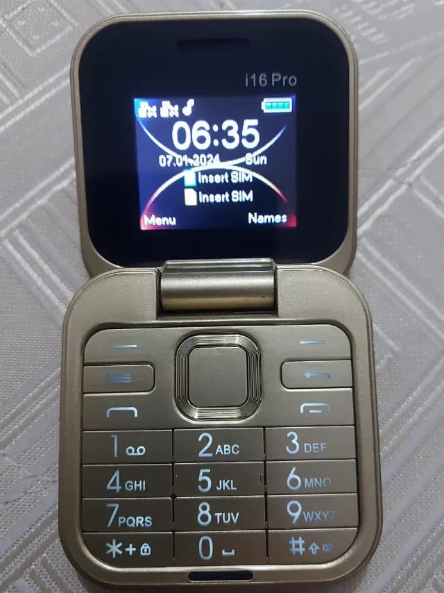 vînd mini telefon nou dual sim