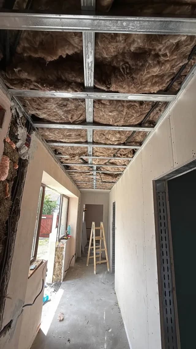 finisaje interioare și exterioare