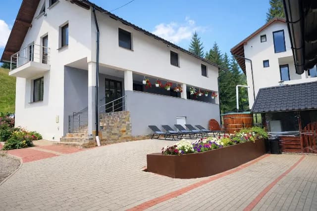 casa naty colibita libera de Crăciun și Revelion