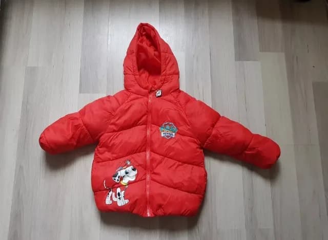 Geacă roșie cu puf / fâș Paw Patrol (Marshall) Sinsay 104 cm